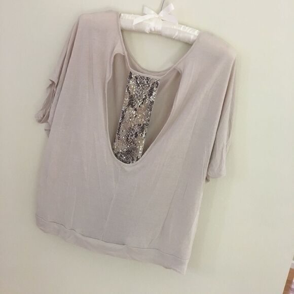 💄💋Express Sequin Sophisticated Short Sleeve Top - Picture 1 of 6